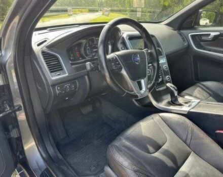 Серый Вольво ХС60, объемом двигателя 2 л и пробегом 110 тыс. км за 7500 $, фото 7 на Automoto.ua