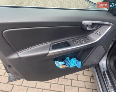 Серый Вольво ХС60, объемом двигателя 1.97 л и пробегом 250 тыс. км за 15900 $, фото 21 на Automoto.ua