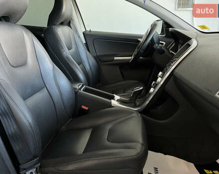 Сірий Вольво ХС60, об'ємом двигуна 1.97 л та пробігом 175 тис. км за 16300 $, фото 11 на Automoto.ua