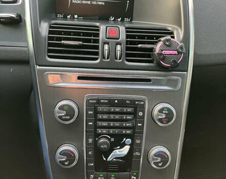 Серый Вольво ХС60, объемом двигателя 1.97 л и пробегом 134 тыс. км за 18000 $, фото 15 на Automoto.ua