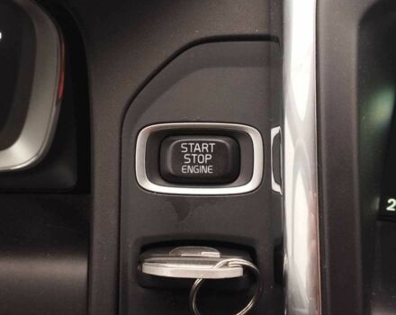 Серый Вольво ХС60, объемом двигателя 2 л и пробегом 239 тыс. км за 22990 $, фото 16 на Automoto.ua