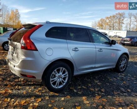 Серый Вольво ХС60, объемом двигателя 2.5 л и пробегом 150 тыс. км за 3100 $, фото 2 на Automoto.ua