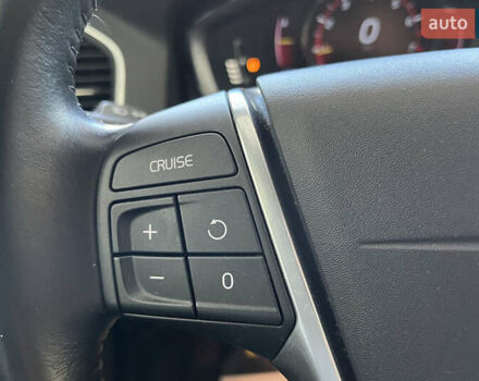 Сірий Вольво ХС60, об'ємом двигуна 1.97 л та пробігом 175 тис. км за 16300 $, фото 25 на Automoto.ua