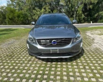 Серый Вольво ХС60, объемом двигателя 2 л и пробегом 110 тыс. км за 7500 $, фото 1 на Automoto.ua