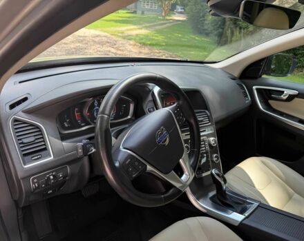 Серый Вольво ХС60, объемом двигателя 2 л и пробегом 75 тыс. км за 4000 $, фото 7 на Automoto.ua