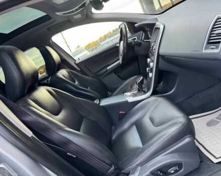 Серый Вольво ХС60, объемом двигателя 2.5 л и пробегом 78 тыс. км за 6300 $, фото 7 на Automoto.ua