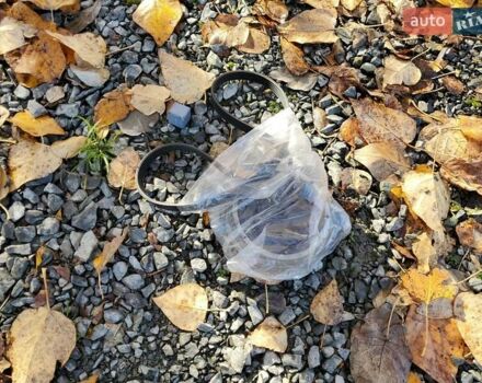 Серый Вольво ХС60, объемом двигателя 2.5 л и пробегом 150 тыс. км за 3100 $, фото 12 на Automoto.ua