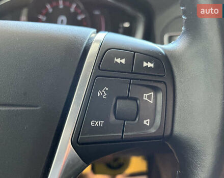 Сірий Вольво ХС60, об'ємом двигуна 1.97 л та пробігом 175 тис. км за 16300 $, фото 26 на Automoto.ua