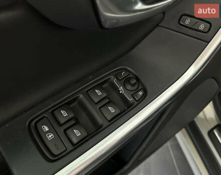 Сірий Вольво ХС60, об'ємом двигуна 1.97 л та пробігом 175 тис. км за 16300 $, фото 15 на Automoto.ua