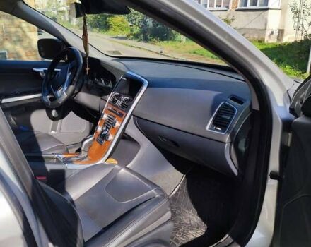 Серый Вольво ХС60, объемом двигателя 1.97 л и пробегом 236 тыс. км за 16400 $, фото 6 на Automoto.ua