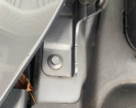 Серый Вольво ХС60, объемом двигателя 1.97 л и пробегом 250 тыс. км за 15900 $, фото 19 на Automoto.ua