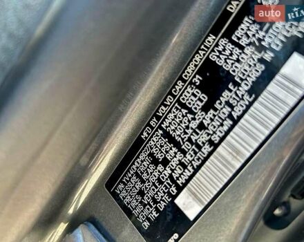 Серый Вольво ХС60, объемом двигателя 2 л и пробегом 165 тыс. км за 2900 $, фото 9 на Automoto.ua