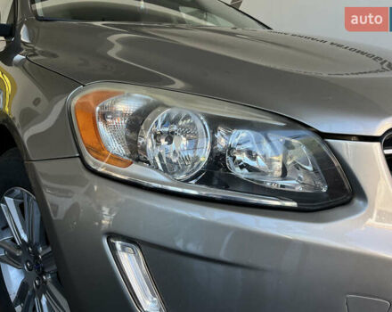 Сірий Вольво ХС60, об'ємом двигуна 1.97 л та пробігом 175 тис. км за 16300 $, фото 8 на Automoto.ua