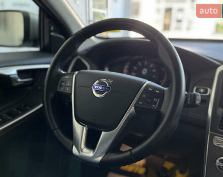 Сірий Вольво ХС60, об'ємом двигуна 1.97 л та пробігом 175 тис. км за 16300 $, фото 21 на Automoto.ua