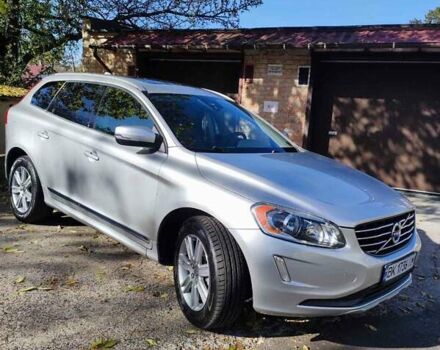 Серый Вольво ХС60, объемом двигателя 1.97 л и пробегом 236 тыс. км за 16400 $, фото 2 на Automoto.ua