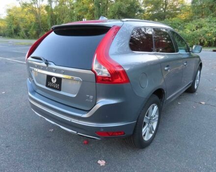 Серый Вольво ХС60, объемом двигателя 2 л и пробегом 57 тыс. км за 3600 $, фото 6 на Automoto.ua