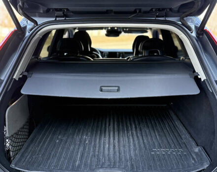 Серый Вольво ХС60, объемом двигателя 1.97 л и пробегом 160 тыс. км за 34000 $, фото 57 на Automoto.ua