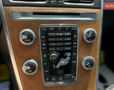 Серый Вольво ХС60, объемом двигателя 1.97 л и пробегом 100 тыс. км за 19999 $, фото 13 на Automoto.ua