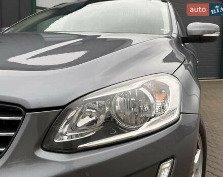 Серый Вольво ХС60, объемом двигателя 1.97 л и пробегом 243 тыс. км за 17300 $, фото 95 на Automoto.ua