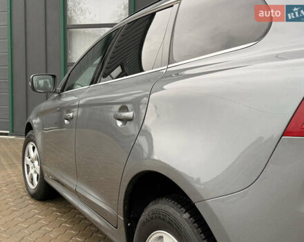 Серый Вольво ХС60, объемом двигателя 1.97 л и пробегом 243 тыс. км за 17300 $, фото 92 на Automoto.ua