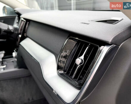 Серый Вольво ХС60, объемом двигателя 1.97 л и пробегом 111 тыс. км за 26950 $, фото 44 на Automoto.ua