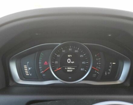 Серый Вольво ХС60, объемом двигателя 2 л и пробегом 108 тыс. км за 3500 $, фото 8 на Automoto.ua