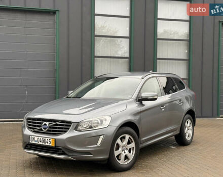 Серый Вольво ХС60, объемом двигателя 1.97 л и пробегом 243 тыс. км за 17300 $, фото 3 на Automoto.ua