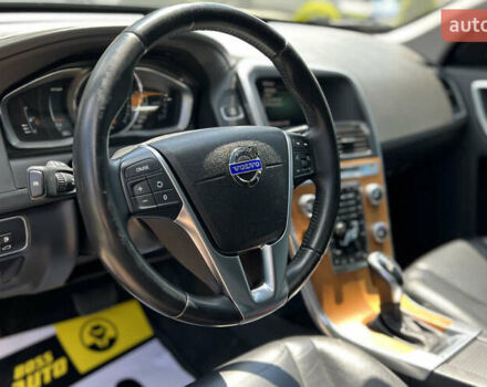 Серый Вольво ХС60, объемом двигателя 1.97 л и пробегом 100 тыс. км за 19999 $, фото 20 на Automoto.ua