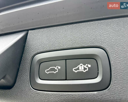 Серый Вольво ХС60, объемом двигателя 1.97 л и пробегом 111 тыс. км за 26950 $, фото 6 на Automoto.ua