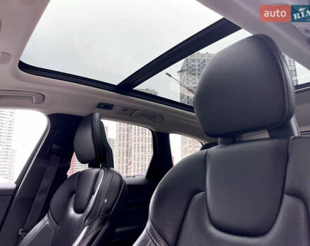 Серый Вольво ХС60, объемом двигателя 1.97 л и пробегом 111 тыс. км за 26950 $, фото 28 на Automoto.ua