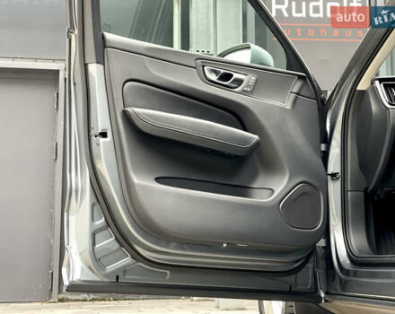 Серый Вольво ХС60, объемом двигателя 1.97 л и пробегом 111 тыс. км за 26950 $, фото 31 на Automoto.ua