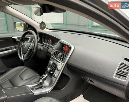 Серый Вольво ХС60, объемом двигателя 1.97 л и пробегом 243 тыс. км за 17300 $, фото 74 на Automoto.ua
