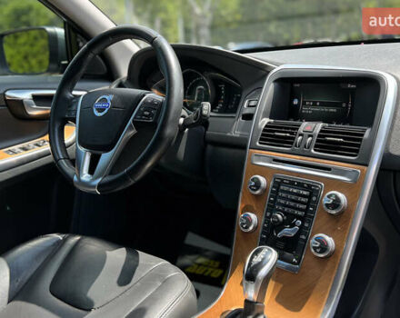 Серый Вольво ХС60, объемом двигателя 1.97 л и пробегом 100 тыс. км за 19999 $, фото 19 на Automoto.ua