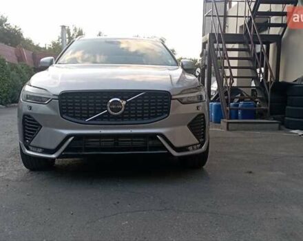 Сірий Вольво ХС60, об'ємом двигуна 1.97 л та пробігом 200 тис. км за 24000 $, фото 1 на Automoto.ua
