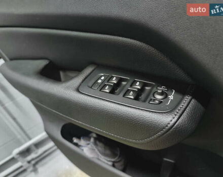 Серый Вольво ХС60, объемом двигателя 1.97 л и пробегом 201 тыс. км за 22500 $, фото 12 на Automoto.ua