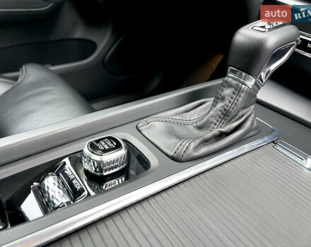 Серый Вольво ХС60, объемом двигателя 1.97 л и пробегом 111 тыс. км за 26950 $, фото 10 на Automoto.ua