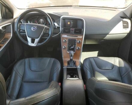 Серый Вольво ХС60, объемом двигателя 2 л и пробегом 108 тыс. км за 3500 $, фото 7 на Automoto.ua