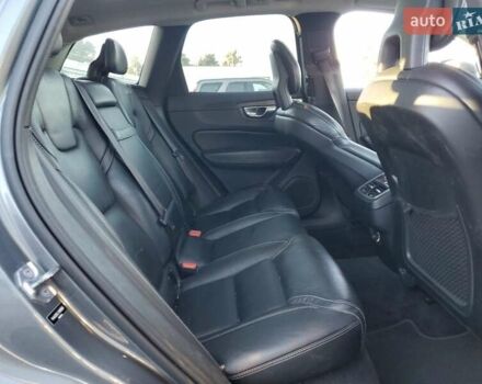 Сірий Вольво ХС60, об'ємом двигуна 1.97 л та пробігом 64 тис. км за 9000 $, фото 10 на Automoto.ua