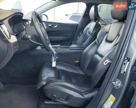 Сірий Вольво ХС60, об'ємом двигуна 1.97 л та пробігом 64 тис. км за 9000 $, фото 6 на Automoto.ua