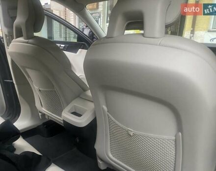 Серый Вольво ХС60, объемом двигателя 1.97 л и пробегом 185 тыс. км за 24300 $, фото 13 на Automoto.ua