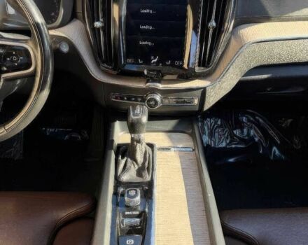 Серый Вольво ХС60, объемом двигателя 2 л и пробегом 50 тыс. км за 16800 $, фото 6 на Automoto.ua