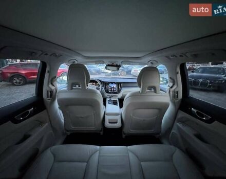 Серый Вольво ХС60, объемом двигателя 2 л и пробегом 208 тыс. км за 20300 $, фото 10 на Automoto.ua