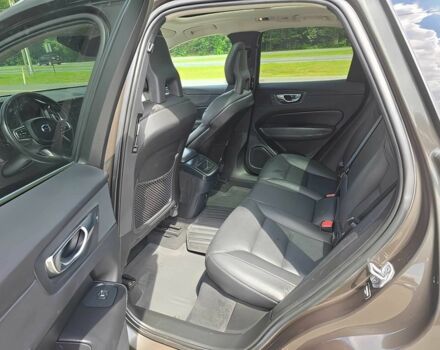 Серый Вольво ХС60, объемом двигателя 2 л и пробегом 34 тыс. км за 15000 $, фото 13 на Automoto.ua