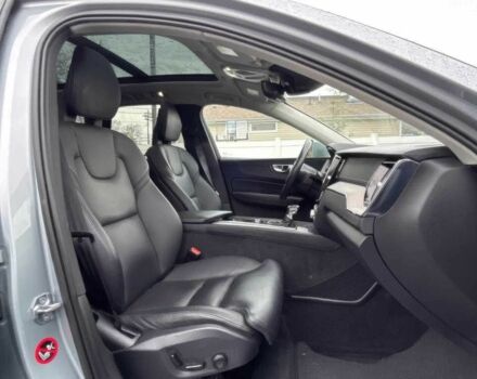 Сірий Вольво ХС60, об'ємом двигуна 2 л та пробігом 35 тис. км за 15500 $, фото 7 на Automoto.ua