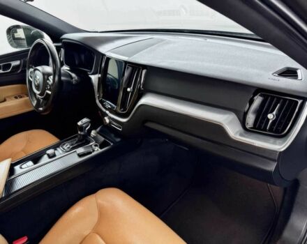 Серый Вольво ХС60, объемом двигателя 2 л и пробегом 34 тыс. км за 20700 $, фото 8 на Automoto.ua