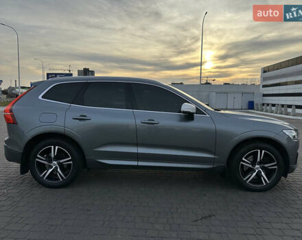 Серый Вольво ХС60, объемом двигателя 2 л и пробегом 110 тыс. км за 37700 $, фото 3 на Automoto.ua