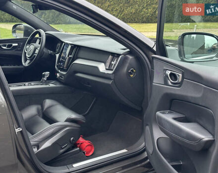 Серый Вольво ХС60, объемом двигателя 2 л и пробегом 216 тыс. км за 26850 $, фото 14 на Automoto.ua