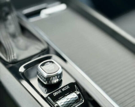 Серый Вольво ХС60, объемом двигателя 1.97 л и пробегом 74 тыс. км за 28999 $, фото 22 на Automoto.ua