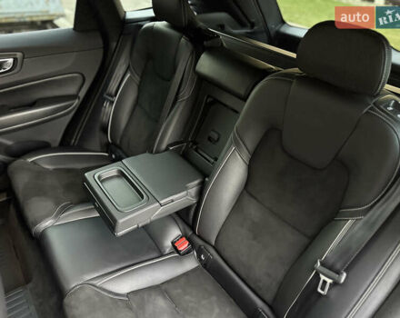 Серый Вольво ХС60, объемом двигателя 2 л и пробегом 110 тыс. км за 37700 $, фото 35 на Automoto.ua