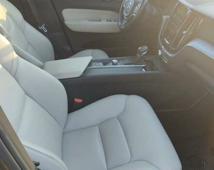 Сірий Вольво ХС60, об'ємом двигуна 2 л та пробігом 235 тис. км за 28500 $, фото 1 на Automoto.ua